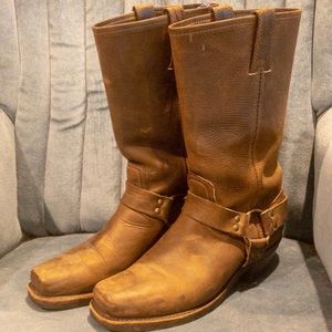 Frye 12R boots